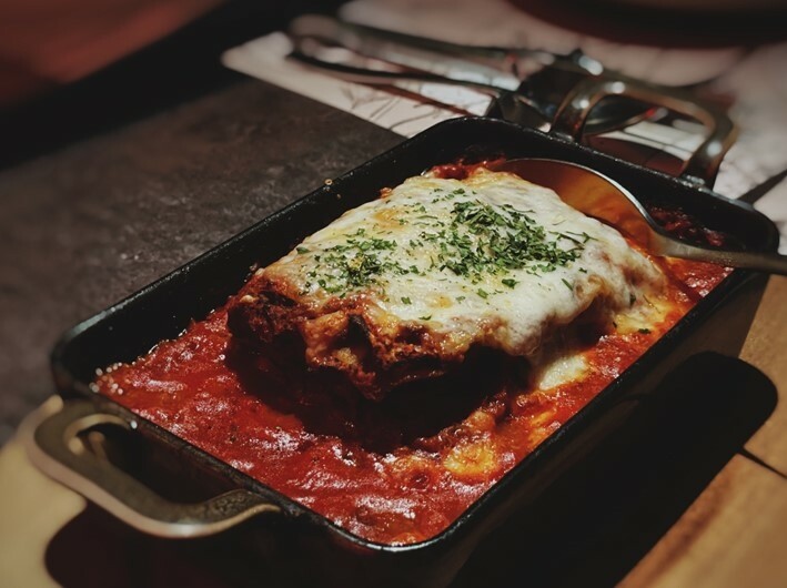 中正區義式餐廳-------全台第一家獲得義大利 APN比薩職人認證的喜來登 Pizza House