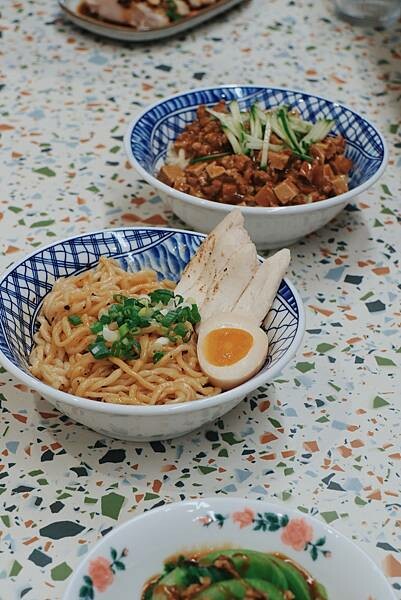 [ 台北美食 ] 老童小吃部-大同區民權西路新開幕台式麵店 