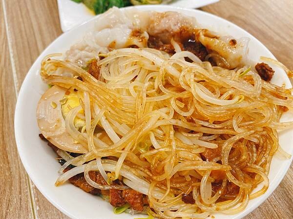 【台中 湯圓】蘇媽媽湯圓逢甲店，埔里來的口味~推薦鹹食米粉湯