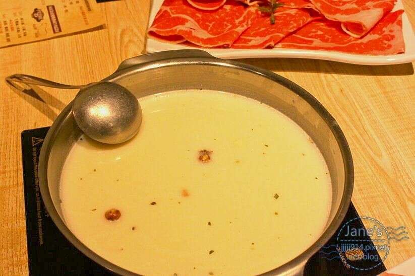 八方悅鍋物.饒河街夜市.