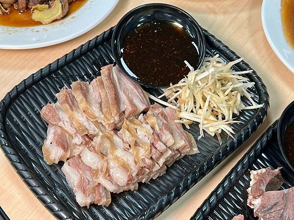 ＋（桃園羊肉爐）正港現宰羊肉爐～新鮮羊肉皮彈肉嫩、羊肉全餐熱