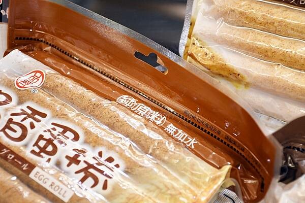 每日新鮮製作，慢來就買不到嘉義人最推薦的嘉義伴手禮啦~【品香蛋捲】用最簡單的原料、不加水、不加香精，