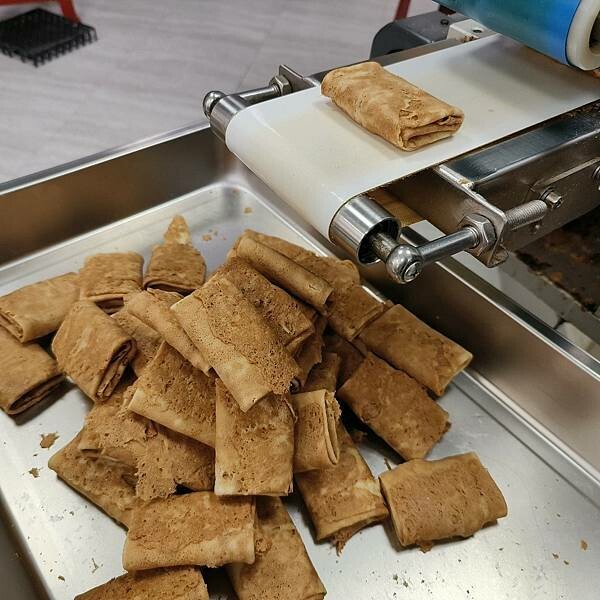 嘉義市西區(嘉義/西區)品香蛋捲-五種口味蛋捲、三種口味鳳凰酥就賣到嚇嚇叫，來到嘉義伴手禮不選他怎可以