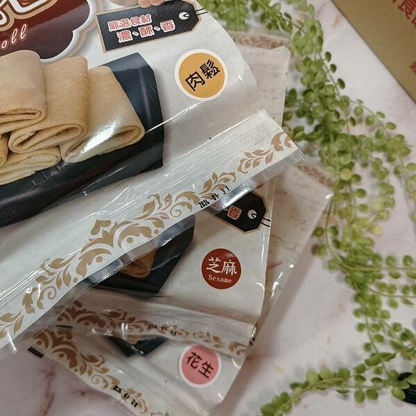 嘉義市西區(嘉義/西區)品香蛋捲-五種口味蛋捲、三種口味鳳凰酥就賣到嚇嚇叫，來到嘉義伴手禮不選他怎可以