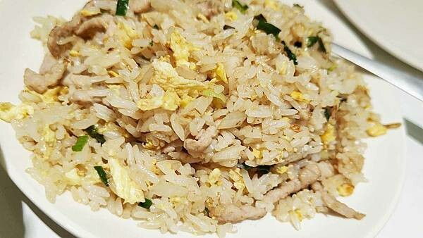 金鴻美食小館泰國料理｜平民化的價格卻能吃到名店等級的品質，ＣＰ值爆高的平價泰式料理