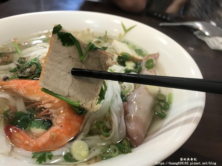 【新北三重區】三重長壽街美食『成協越南美食』✖ 三和夜市美食 ✖ 三重越南料理 ~