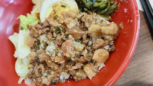 金展雞肉飯|頂溪捷運站附近好吃的滷肉飯,便宜又美味