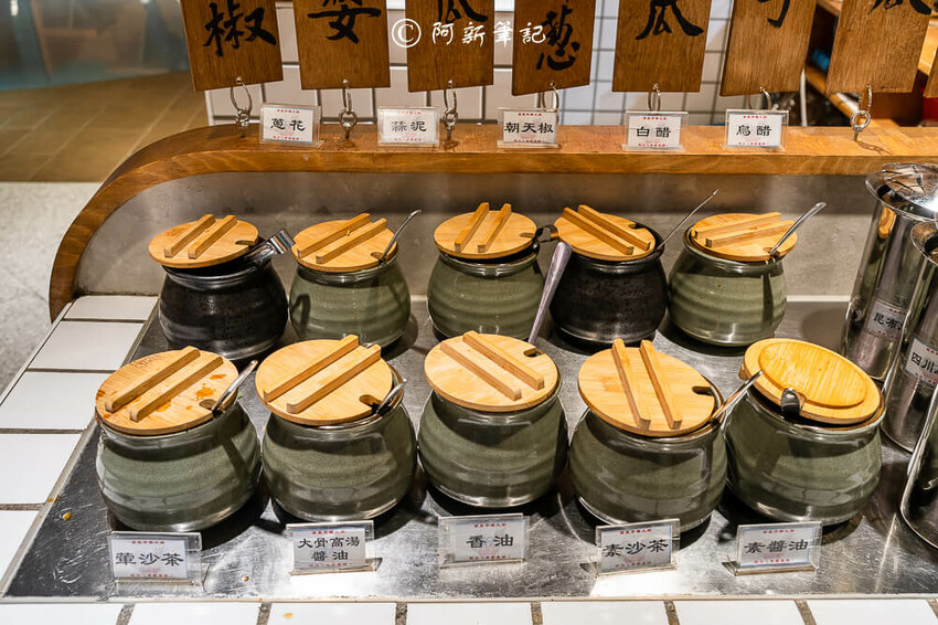 台中第六市場火鍋!蔬盈市場火鍋40種蔬菜吃到飽,鮮奶鍋 藥膳茶湯必吃。