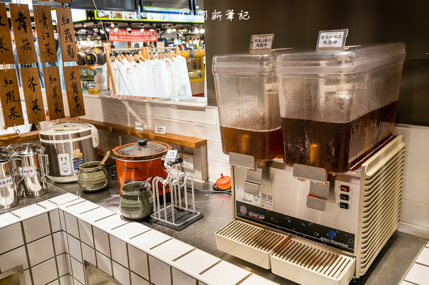 台中第六市場火鍋!蔬盈市場火鍋40種蔬菜吃到飽,鮮奶鍋 藥膳茶湯必吃。