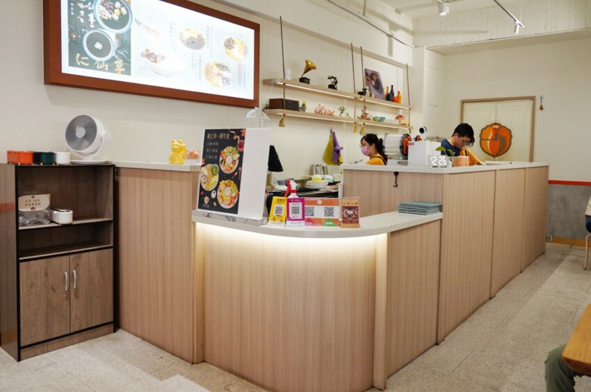 跑來豆花店點早午餐？點早午餐就送豆花一碗，古早味豆花、方形粉圓、炒糖水全都自己做！