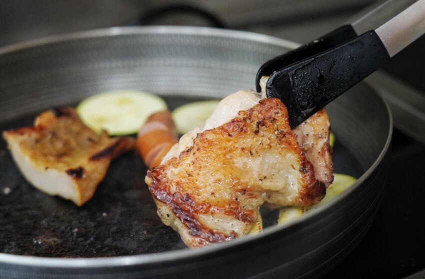 跑來豆花店點早午餐？點早午餐就送豆花一碗，古早味豆花、方形粉圓、炒糖水全都自己做！