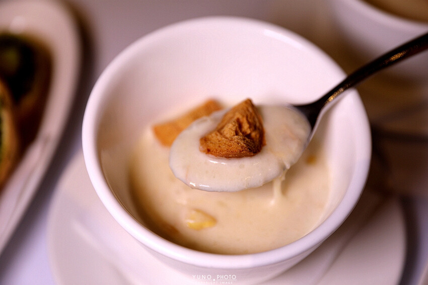 精緻細膩的義式之旅！道道無雷 台中免開瓶費紅酒友善餐廳｜菲菲花園‧義式餐廳。菜單價位(台中西屯)