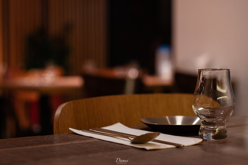 台北大安｜好日子韓酒館 Halu Korean Bistro-東區巷裡的韓式餐酒館，炸全雞與魷魚蛤蜊火鍋好吸睛​ - 大妹 Damei｜台北咖啡廳、韓國旅遊、台北美食、台灣旅宿