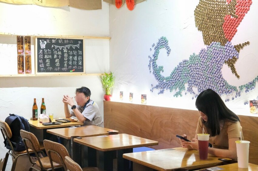 貳參日式串燒｜明太子控會愛的平價串燒店，每串最低15元起就能吃! - 肉依小姐吃什麼
