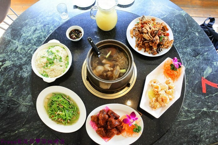 高雄飲料【垕飲】桂花凍＋桂花粉粿的桂香滋味！加厚雙餡芋泥厚片吐司超過癮│厚香蒜特好吃│左營美食