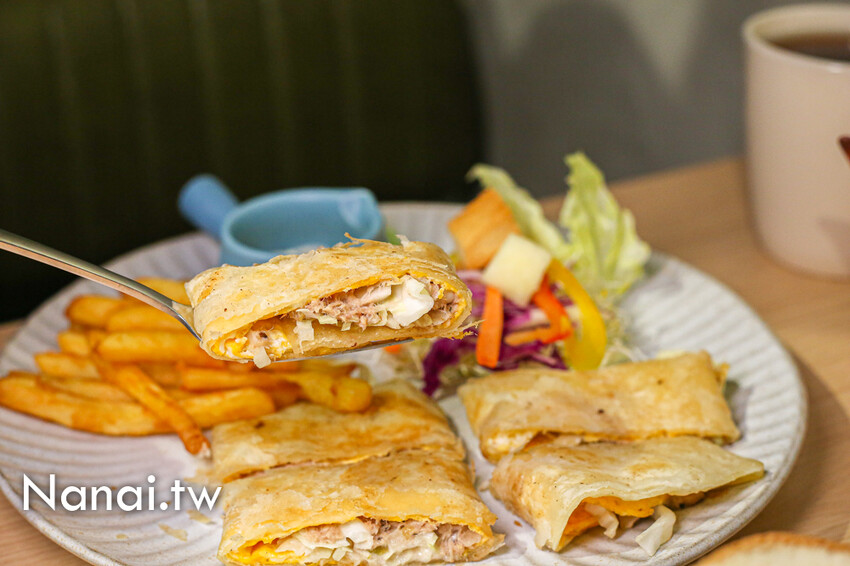 新開店！鹿港市場旁早午餐，給料不手軟，必嘗美式芥末起司牛肉漢堡、千島豬肉排山形吐司，Irene’s艾瑞斯晨食