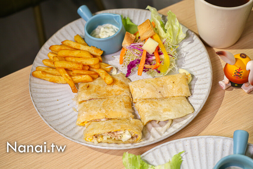 新開店！鹿港市場旁早午餐，給料不手軟，必嘗美式芥末起司牛肉漢堡、千島豬肉排山形吐司，Irene’s艾瑞斯晨食