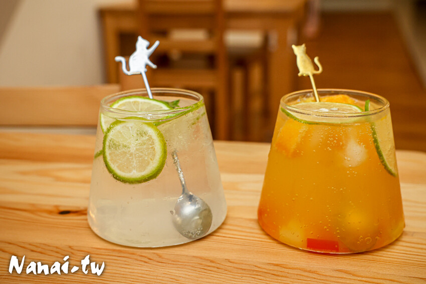 員林新店！藏在透天厝的貓互動店，被一群貓星人包圍超療癒，根本是貓控天堂，必點巨型港式舒芙蕾和金磚蜜糖吐司