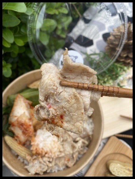 【台中西區便當推薦】【衝丼一食】無負擔的清爽口感.每日現做餐