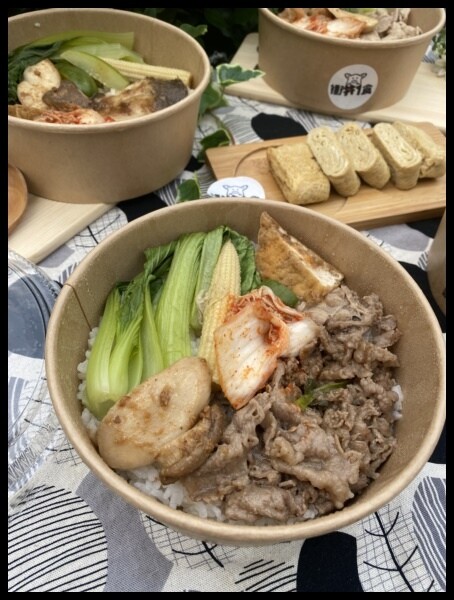【台中西區便當推薦】【衝丼一食】無負擔的清爽口感.每日現做餐