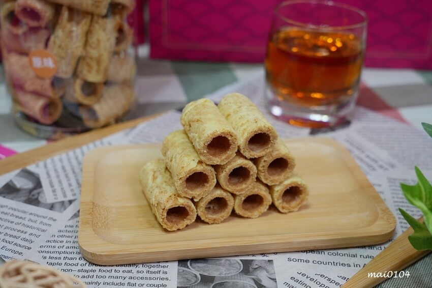 台中伴手禮｜Kris克里酥～台中逢甲夜市伴手禮推薦，蛋捲、曲