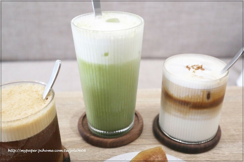 【咖啡洝.Coffee Àn】桃園中路特區咖啡廳推薦 寵物友善咖啡廳 必點特調咖啡與巴斯克蛋糕