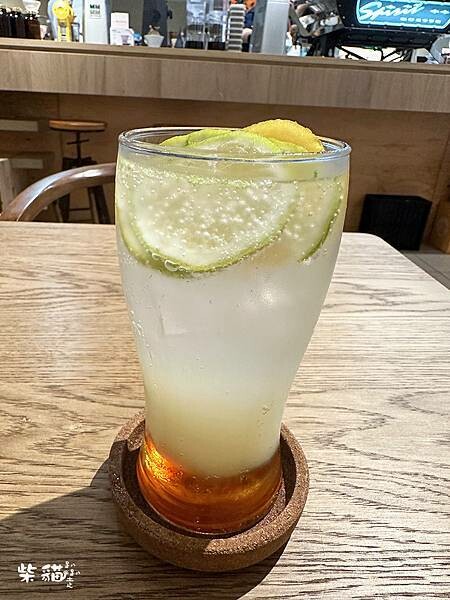 【基隆】貓町咖啡|融合三大名物的吉古拉堡,還有可愛貓咪駐點|