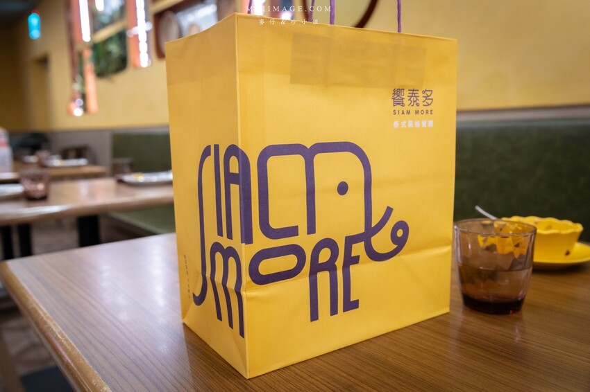 新北市永和區新北美食|饗泰多永和比漾店~將近4000則網路評價分數依舊4.9顆星的優秀泰式料理,小朋友專屬的小象炒飯必