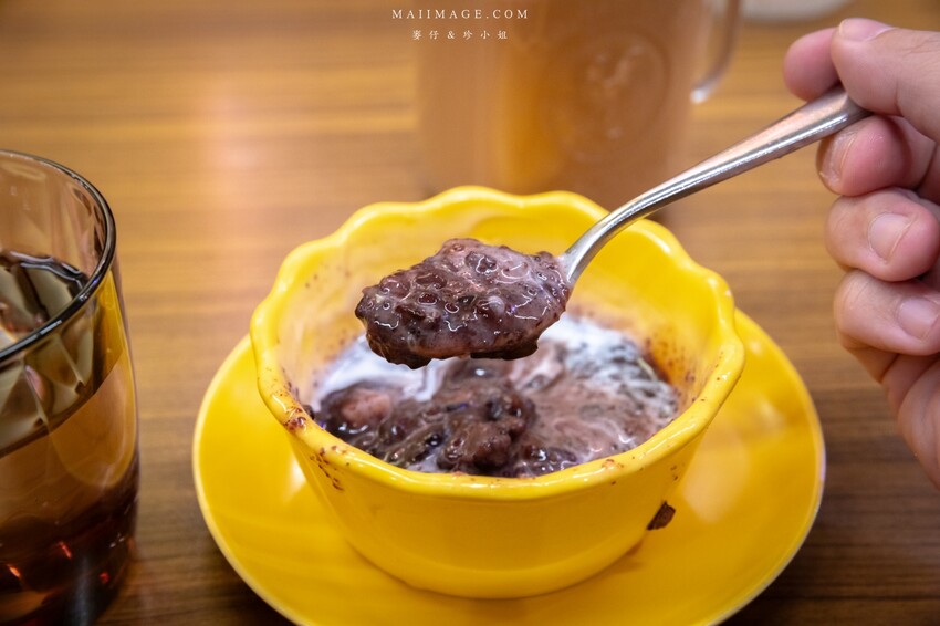 新北市永和區新北美食|饗泰多永和比漾店~將近4000則網路評價分數依舊4.9顆星的優秀泰式料理,小朋友專屬的小象炒飯必