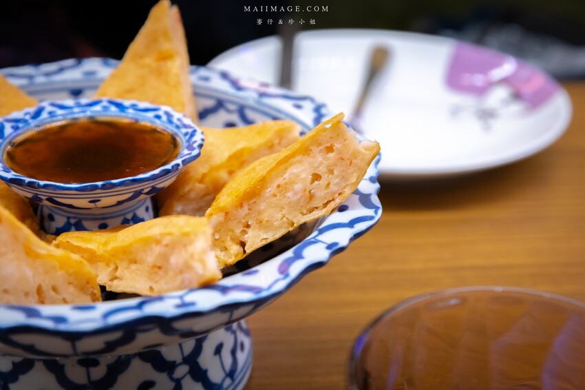 新北市永和區新北美食|饗泰多永和比漾店~將近4000則網路評價分數依舊4.9顆星的優秀泰式料理,小朋友專屬的小象炒飯必