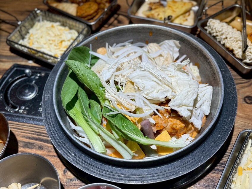 甩鍋雞볶찜韓式炒雞吃到飽-西門店 (7).jpg