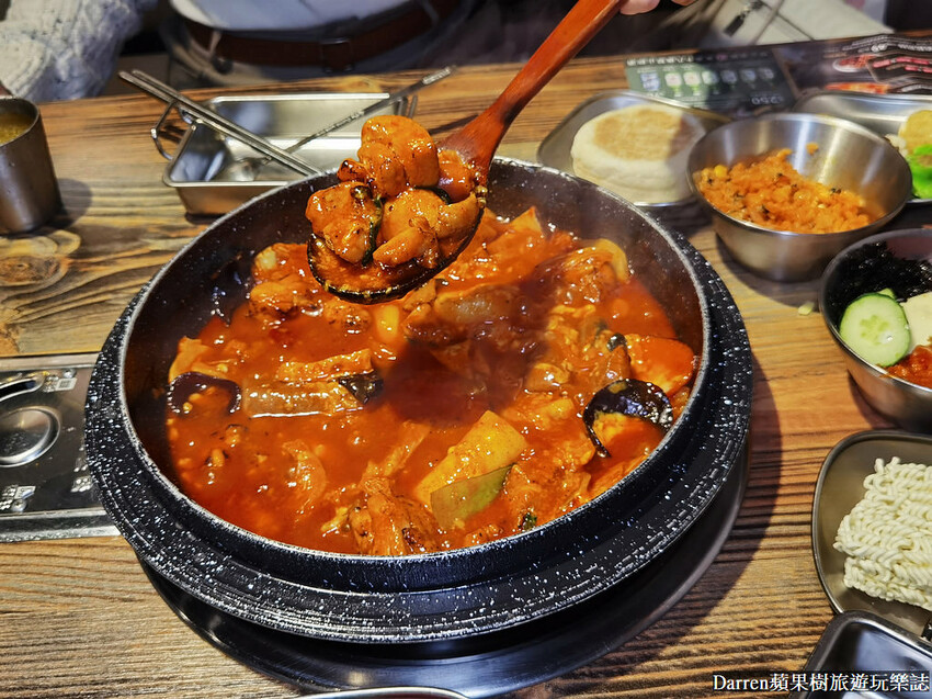 甩鍋雞西門店,甩鍋雞價格,甩鍋雞的菜單,甩鍋雞訂位,西門町吃到飽,西門吃到飽便宜,西門吃到飽火鍋,西門町吃到飽推薦,西門町火鍋吃到飽平價,西門町火鍋吃到飽推薦,韓式炒雞,西門韓式料理