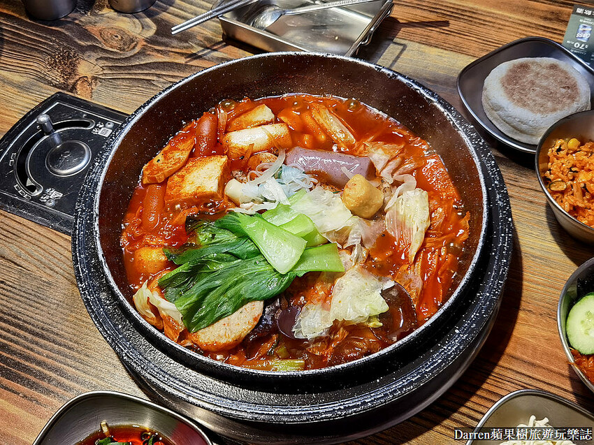 甩鍋雞西門店,甩鍋雞價格,甩鍋雞的菜單,甩鍋雞訂位,西門町吃到飽,西門吃到飽便宜,西門吃到飽火鍋,西門町吃到飽推薦,西門町火鍋吃到飽平價,西門町火鍋吃到飽推薦,韓式炒雞,西門韓式料理