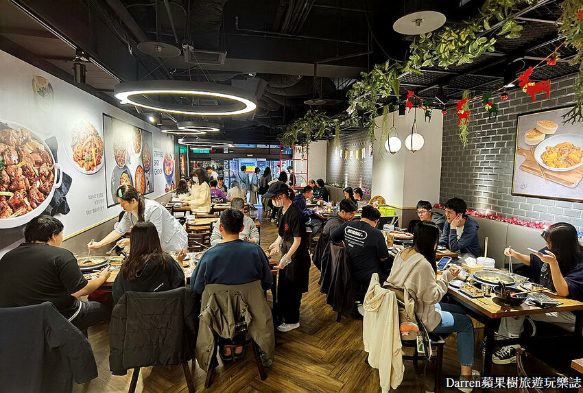 甩鍋雞西門店,甩鍋雞價格,甩鍋雞的菜單,甩鍋雞訂位,西門町吃到飽,西門吃到飽便宜,西門吃到飽火鍋,西門町吃到飽推薦,西門町火鍋吃到飽平價,西門町火鍋吃到飽推薦,韓式炒雞,西門韓式料理