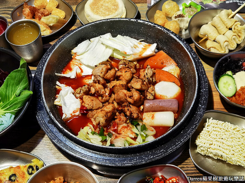 甩鍋雞西門店,甩鍋雞價格,甩鍋雞的菜單,甩鍋雞訂位,西門町吃到飽,西門吃到飽便宜,西門吃到飽火鍋,西門町吃到飽推薦,西門町火鍋吃到飽平價,西門町火鍋吃到飽推薦,韓式炒雞,西門韓式料理