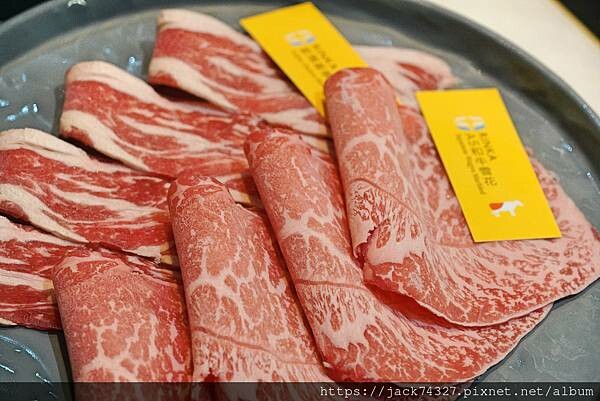 {高雄美食}梨花A5和牛放題
