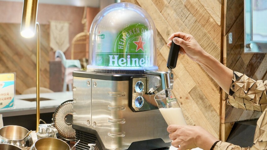 梨花A5和牛放題！高雄吃到飽霸主，日本A5和牛、帝王蟹、松葉蟹奢華饗宴