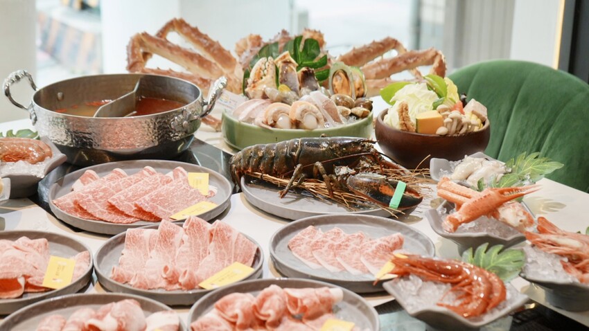 梨花A5和牛放題！高雄吃到飽霸主，日本A5和牛、帝王蟹、松葉蟹奢華饗宴