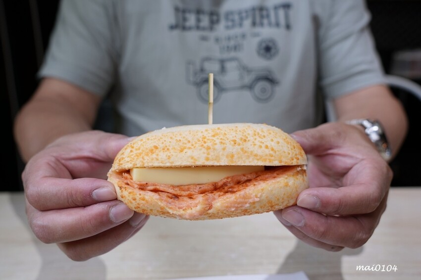 桃園人氣中西式早午餐|Eat here吃這炭火土司~桃園版丹丹!早午餐吃蚵仔麵線、粉漿蛋餅,推出雙十節連假限