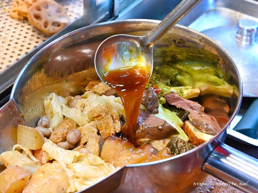 秘醬滷味｜台中必吃冷滷再開分店，獨家秘方滷製，搭配醬汁超銷魂，這幾樣必點！