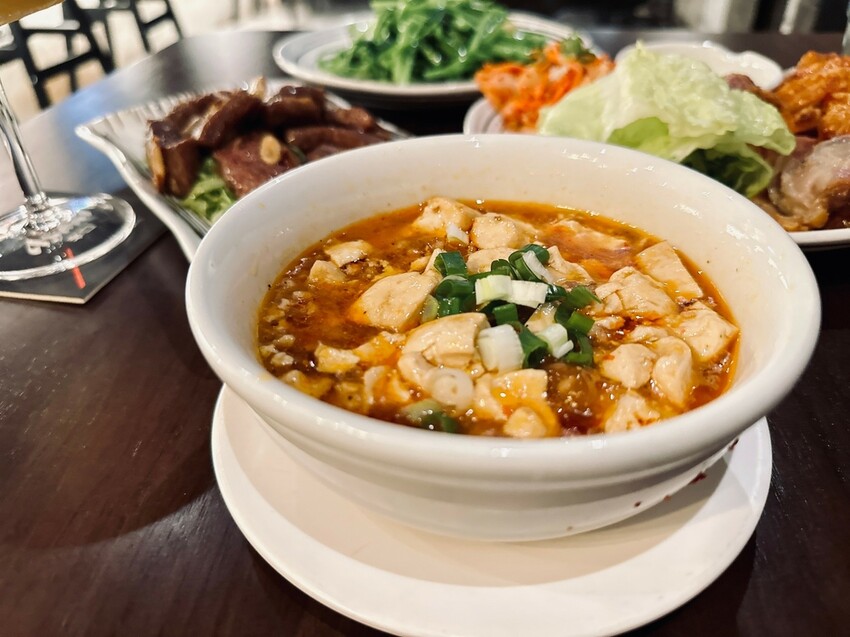 台北。大安︱科技大樓站：瑞安街巷弄中的隱藏美食還有好喝調酒中