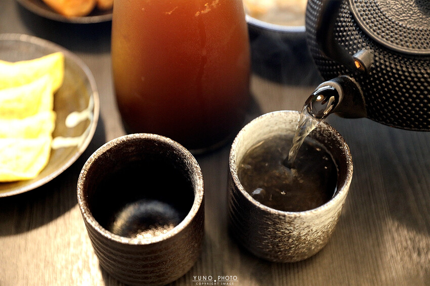 香氣四溢的川式麻辣鍋結合私房料理、功夫涼菜 營業到凌晨消夜新選擇｜洞豆腐酸白菜麻辣鍋(台中北屯火鍋)