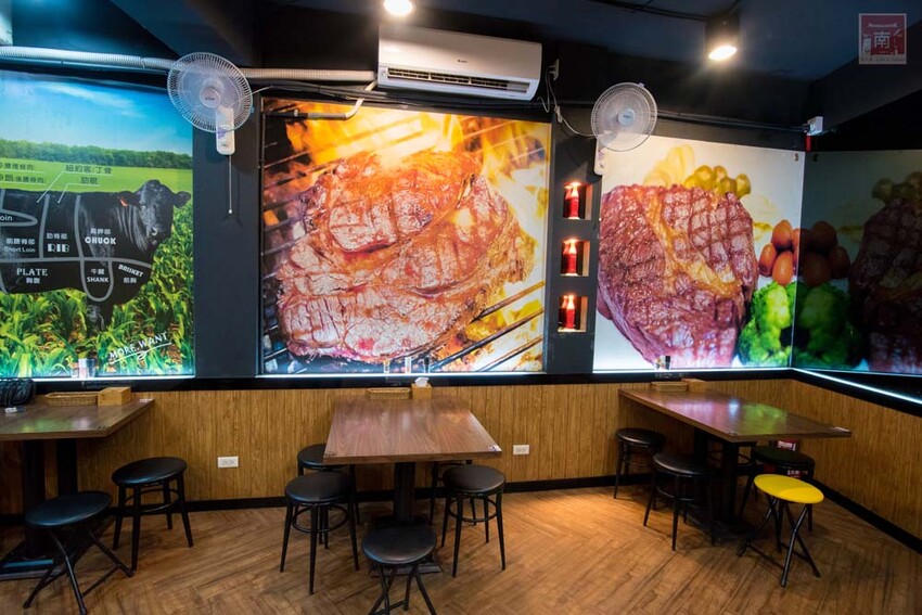 【臺南美食】肉品等級跟五星級和高級餐廳一樣，牛肉全面升級為Prime等級，搭配龍眼木碳烤增加炭香味~哞王職人原味炭烤牛排 - 南人幫