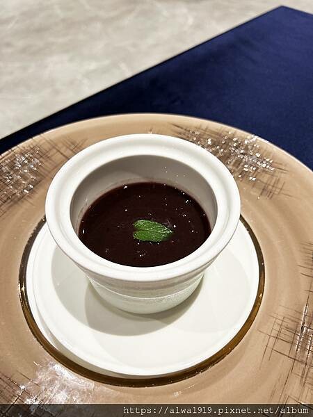 【新竹美食週記】一里雲村|九里松無菜單料理,食材新鮮,家庭慶 【新竹美食週記】一里雲村|九里松無菜單料理,食材新鮮,家庭慶