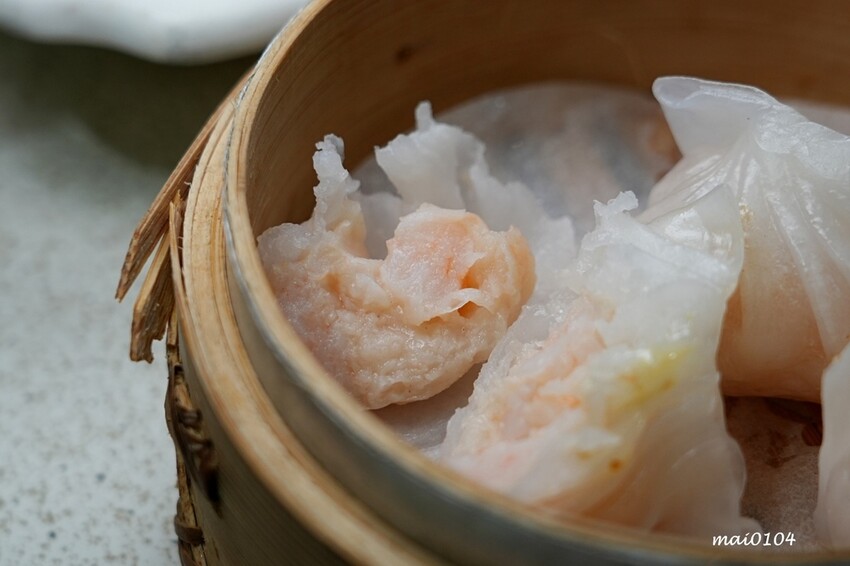 新北市新店區新店美食｜宸軒園粵菜海鮮（中興店）～芋泥香酥鴨、乾炒牛河粉、金沙子排道道經典美味，就在新店區公所捷運