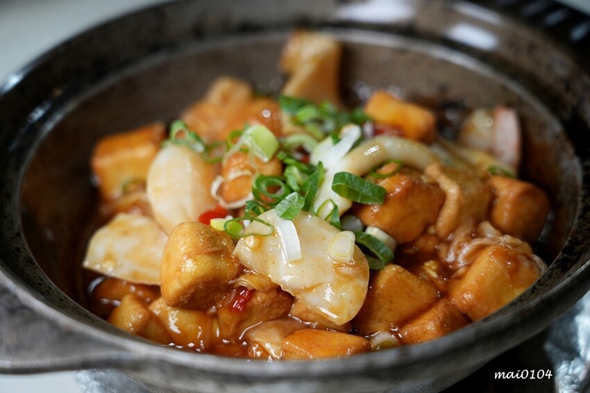 新北市新店區新店美食｜宸軒園粵菜海鮮（中興店）～芋泥香酥鴨、乾炒牛河粉、金沙子排道道經典美味，就在新店區公所捷運