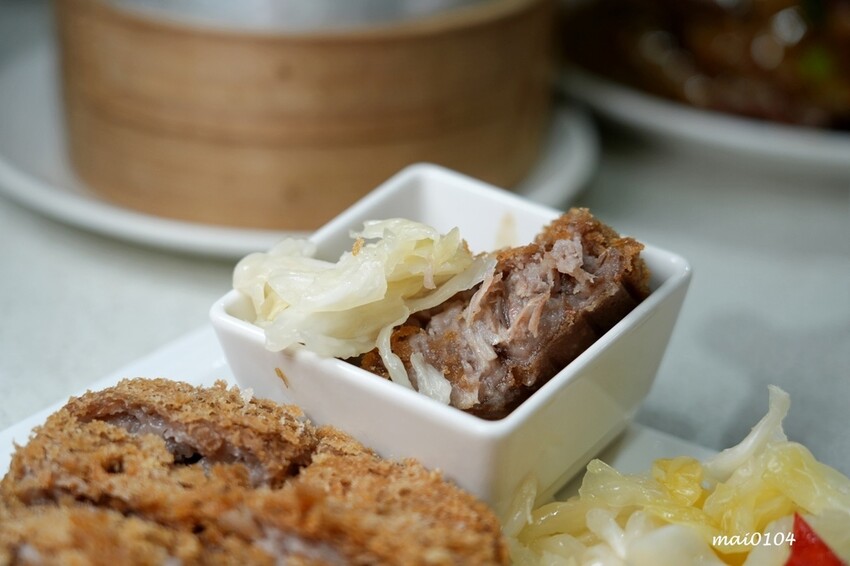 新北市新店區新店美食｜宸軒園粵菜海鮮（中興店）～芋泥香酥鴨、乾炒牛河粉、金沙子排道道經典美味，就在新店區公所捷運