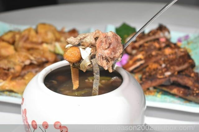 新北新店尾牙餐廳推薦 | 宸軒園粵菜海鮮-中興店 犒賞員工尾牙宴首選 澎湃美味 佳餚美饌 大場地可容納6~8桌 附設卡拉ok歡唱設備 - 就是這樣。吃喝玩樂。愛漂亮部落格 - FashionGuid