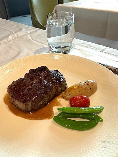 |台北中山大直‧牛排| 《雅室牛排》平日CP值商業午餐680 |台北中山大直‧牛排| 《雅室牛排》平日CP值商業午餐680