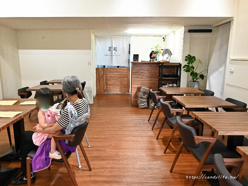 若洵｜台中不一樣的義大利麵，主打和風義大利麵，口味獨特讓你意想不到，還有隱藏版特色甜點～